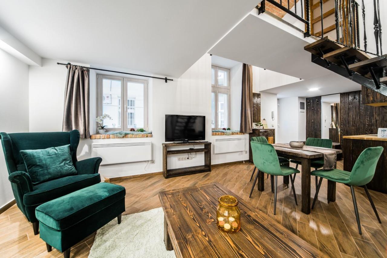 Old Drum Residence, Budapest